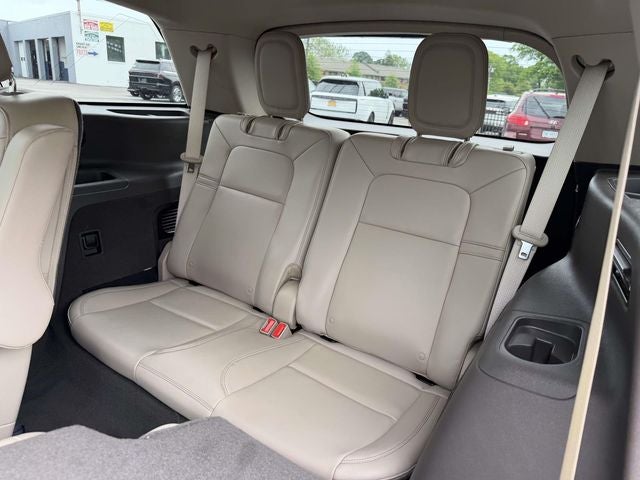 2023 Lincoln Aviator Standard