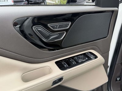 2023 Lincoln Aviator Standard