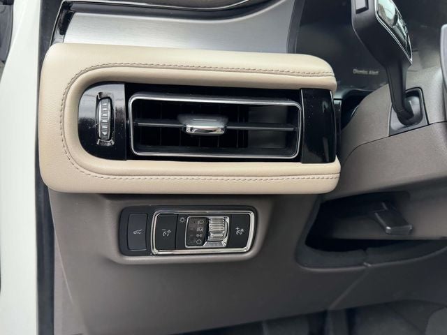 2023 Lincoln Aviator Standard