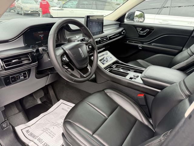 2023 Lincoln Aviator Standard