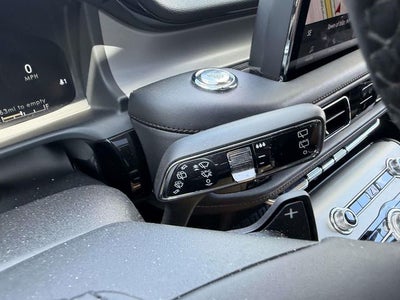 2023 Lincoln Aviator Standard
