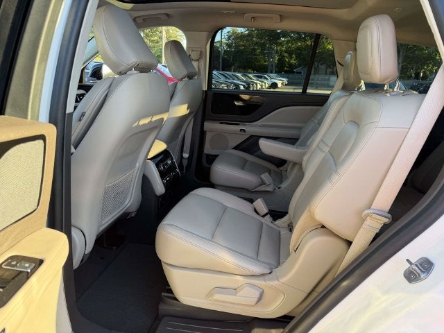 2023 Lincoln Aviator Standard