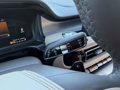 2023 Lincoln Aviator Standard