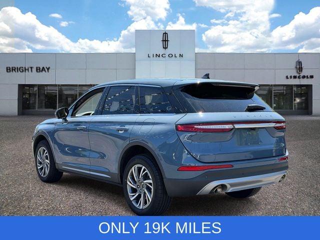2023 Lincoln Corsair Standard