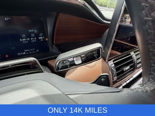 2023 Lincoln Navigator Reserve