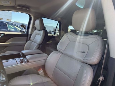 2022 Lincoln Navigator Standard