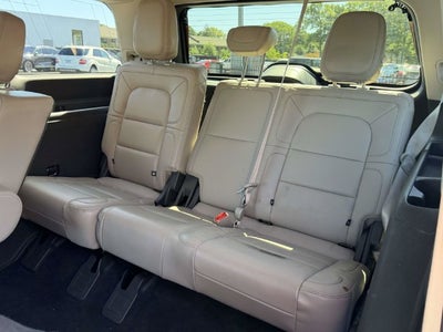 2022 Lincoln Navigator Standard