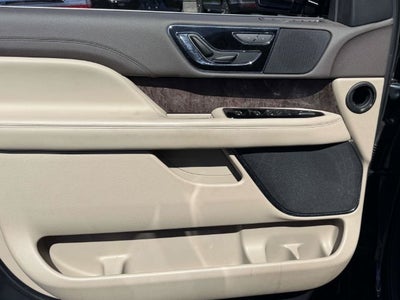 2022 Lincoln Navigator Standard