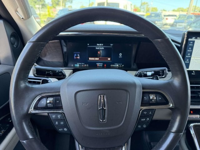 2022 Lincoln Navigator Standard