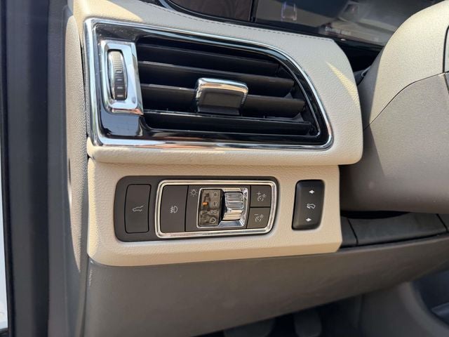 2022 Lincoln Navigator L Reserve