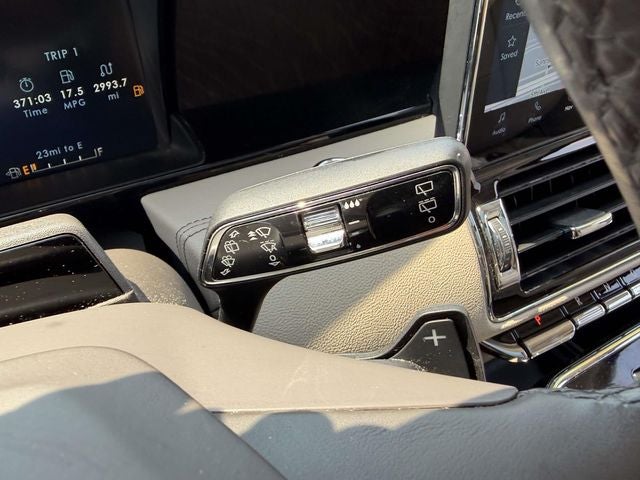 2022 Lincoln Navigator L Reserve