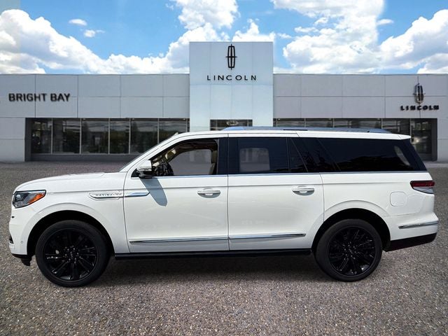 2022 Lincoln Navigator L Reserve