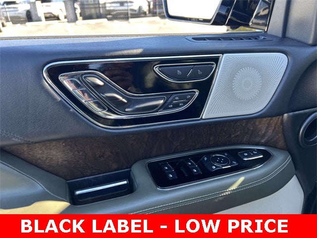 2022 Lincoln Navigator L Black Label
