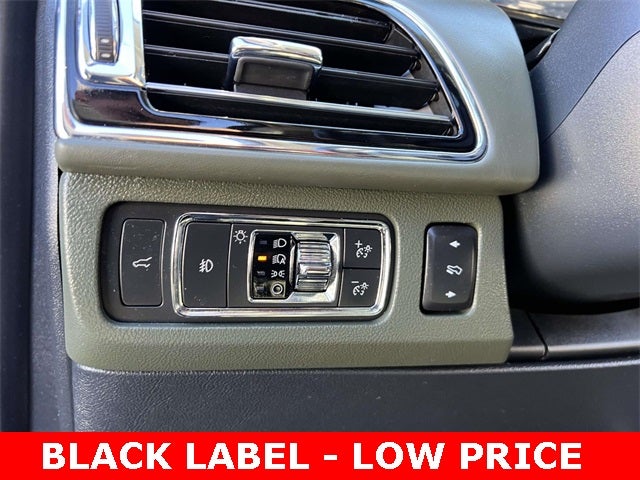 2022 Lincoln Navigator L Black Label