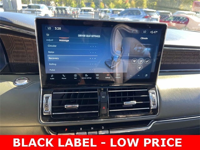 2022 Lincoln Navigator L Black Label