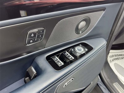 2024 Lincoln Nautilus Reserve