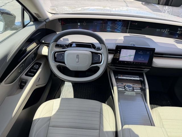 2025 Lincoln Nautilus Reserve