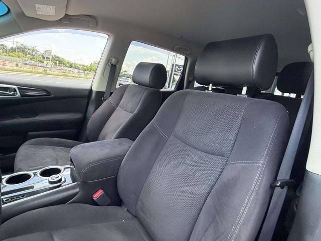 2015 Nissan Pathfinder SV