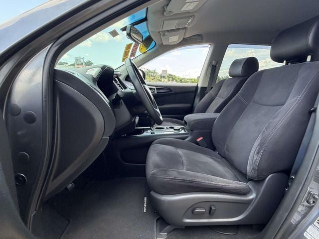 2015 Nissan Pathfinder SV