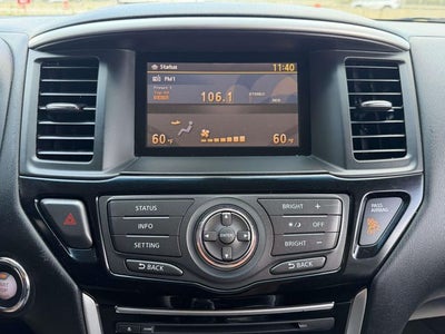 2015 Nissan Pathfinder SV