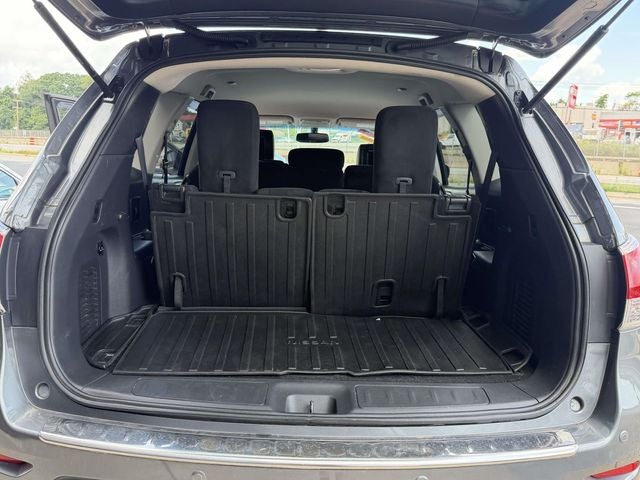 2015 Nissan Pathfinder SV