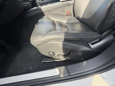 2023 Volvo S60 B5 Plus Dark Theme