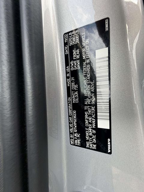 2023 Volvo S60 B5 Plus Dark Theme