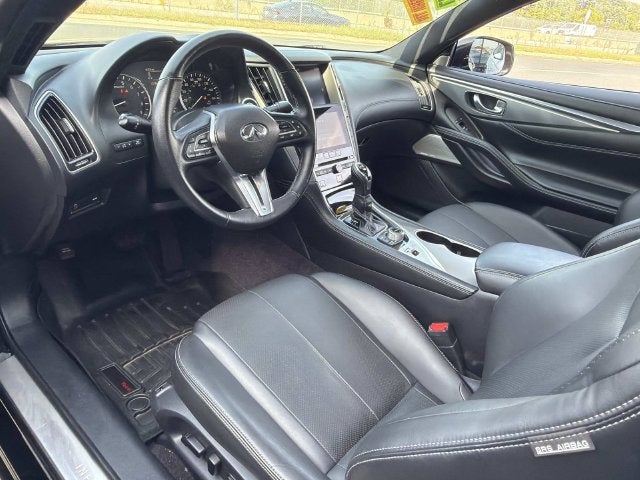 2022 INFINITI Q60 LUXE
