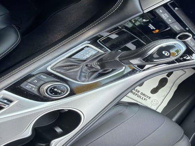 2022 INFINITI Q60 LUXE