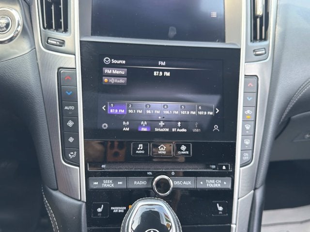 2022 INFINITI Q60 LUXE