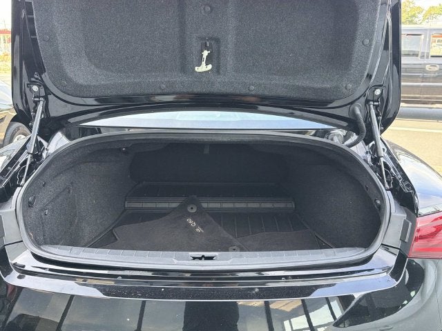 2022 INFINITI Q60 LUXE