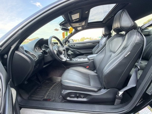 2022 INFINITI Q60 LUXE