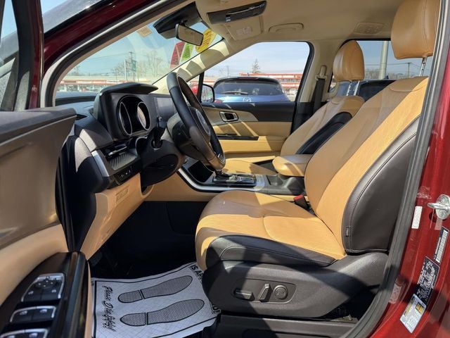 2024 Kia Carnival LX