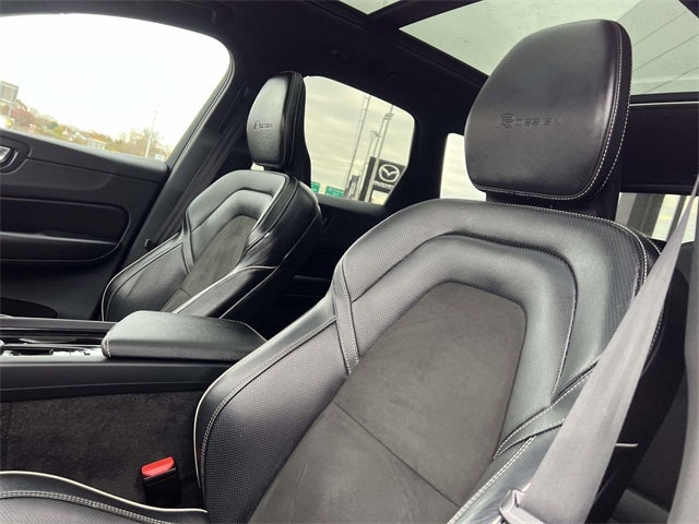 2019 Volvo XC60 T6 R-Design