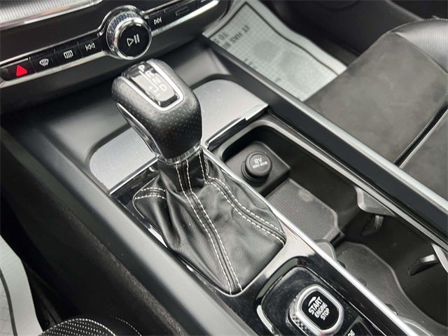 2019 Volvo XC60 T6 R-Design