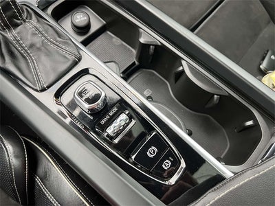 2019 Volvo XC60 T6 R-Design