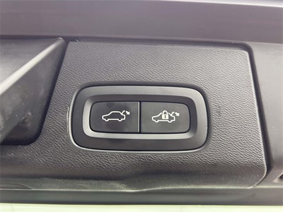 2019 Volvo XC60 T6 R-Design