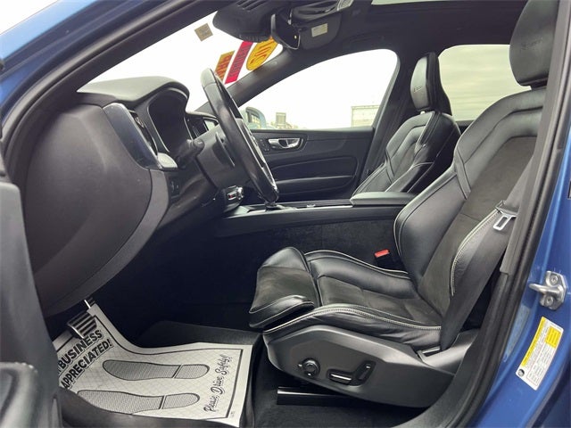 2019 Volvo XC60 T6 R-Design