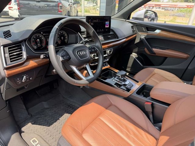 2022 Audi Q5 45 S line Premium quattro