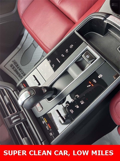 2023 Porsche Macan S