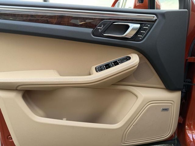 2022 Porsche Macan S