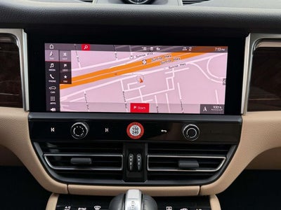 2022 Porsche Macan S