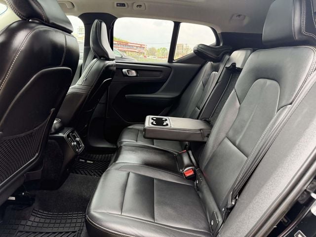 2019 Volvo XC40 Momentum