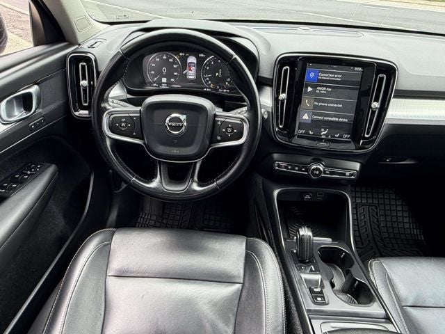 2019 Volvo XC40 Momentum