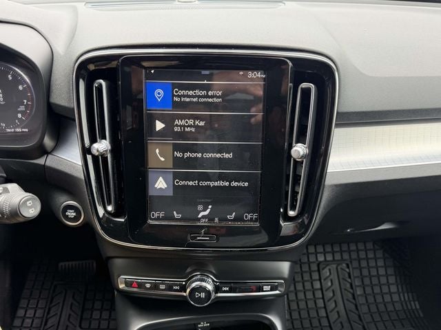 2019 Volvo XC40 Momentum