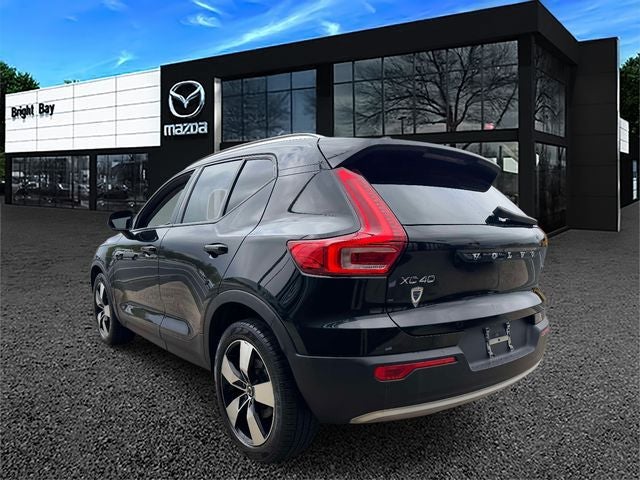2019 Volvo XC40 Momentum