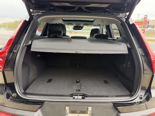 2019 Volvo XC40 Momentum
