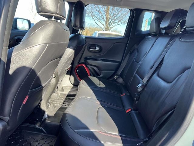 2016 Jeep Renegade Trailhawk