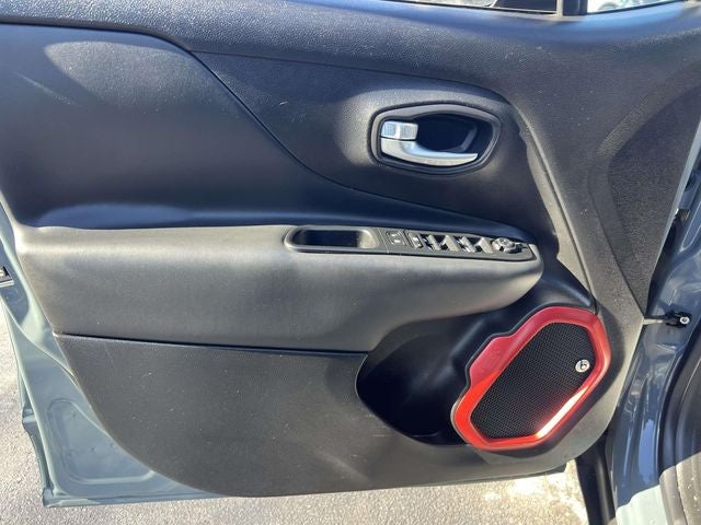 2016 Jeep Renegade Trailhawk