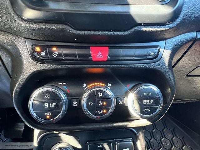 2016 Jeep Renegade Trailhawk